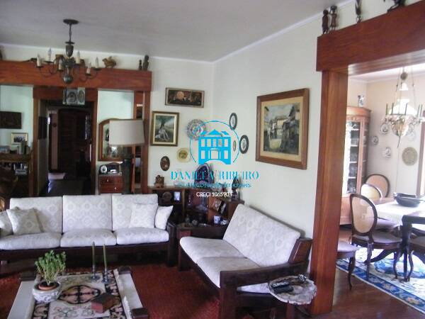 Casa à venda com 6 quartos, 400m² - Foto 12