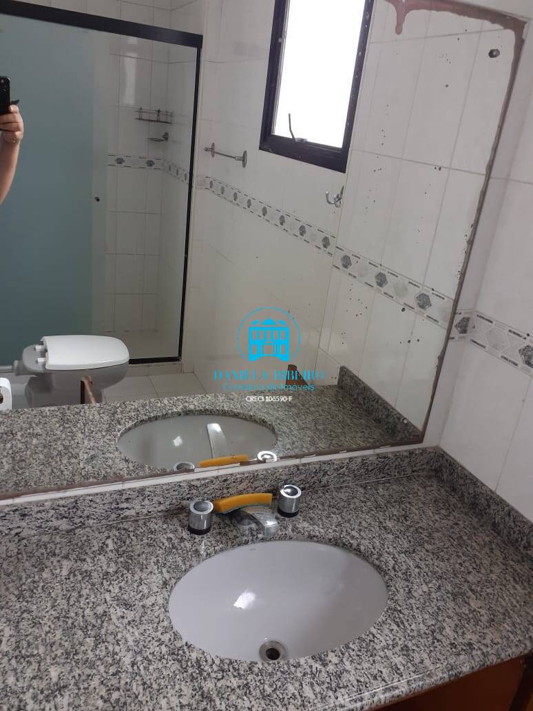 Apartamento para alugar com 2 quartos, 90m² - Foto 7