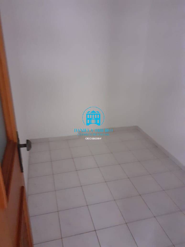 Apartamento para alugar com 2 quartos, 90m² - Foto 14