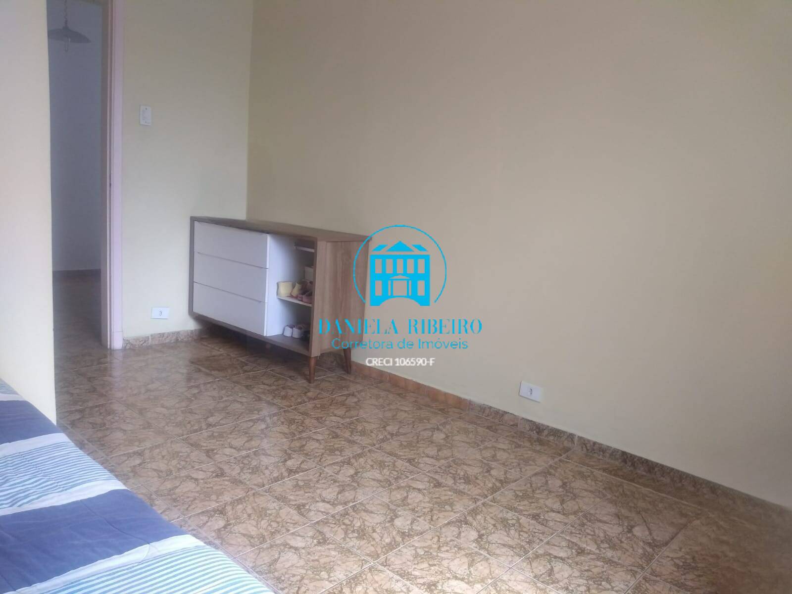 Apartamento à venda com 2 quartos, 75m² - Foto 4