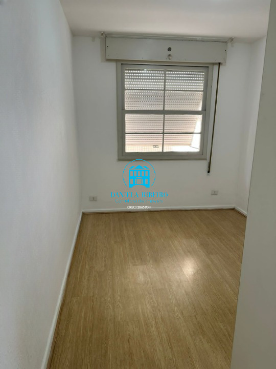 Apartamento à venda com 1 quarto, 55m² - Foto 2