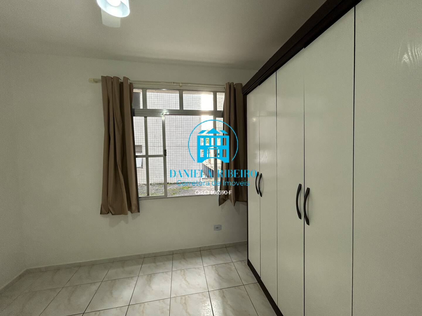 Apartamento à venda com 1 quarto, 50m² - Foto 12