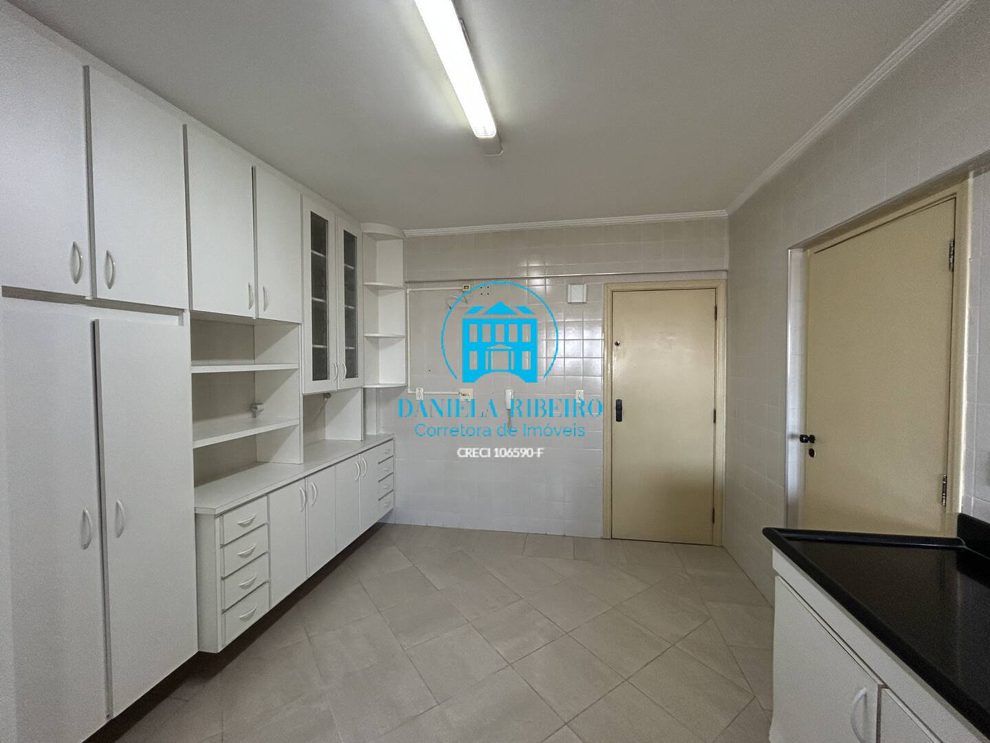 Apartamento à venda com 2 quartos, 85m² - Foto 17