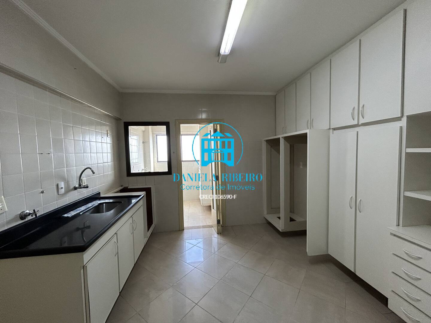 Apartamento à venda com 2 quartos, 85m² - Foto 18