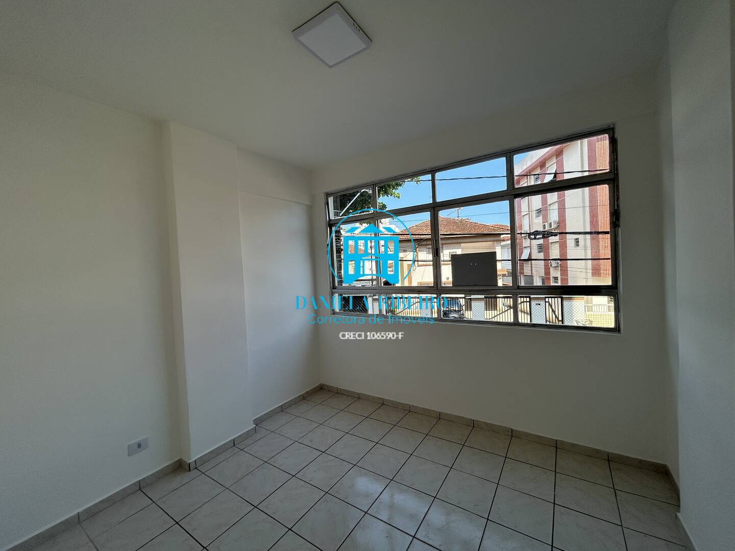 Apartamento à venda com 1 quarto, 48m² - Foto 2